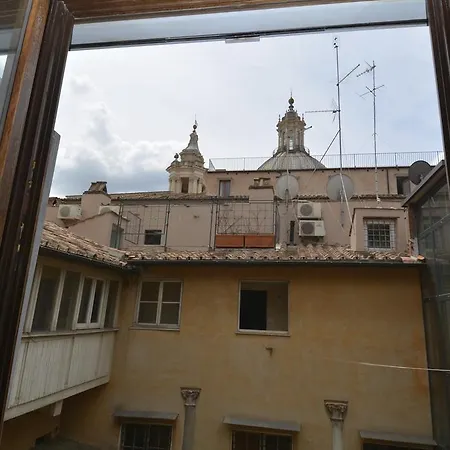 Apartment Piazza Navona Corner